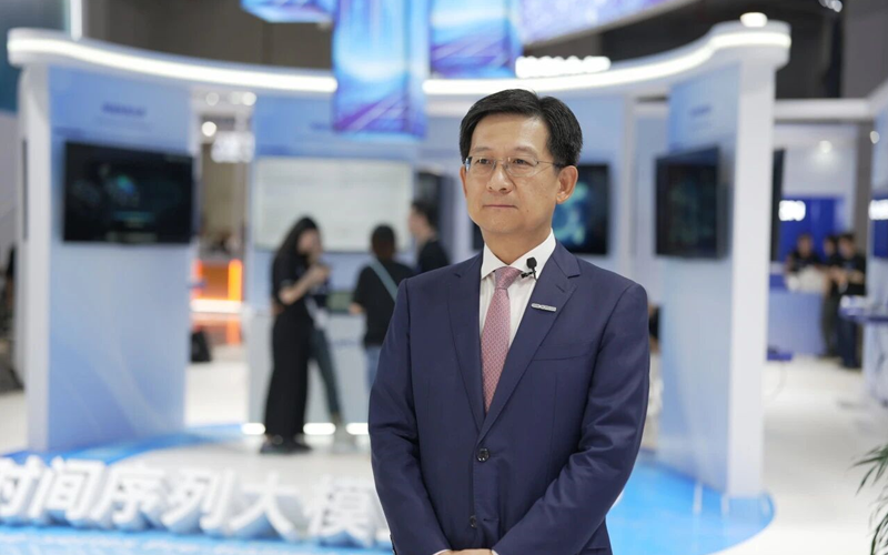 崔山受新华社专访：以工业具身智能沉构出产力，引领流程工业智能化升级